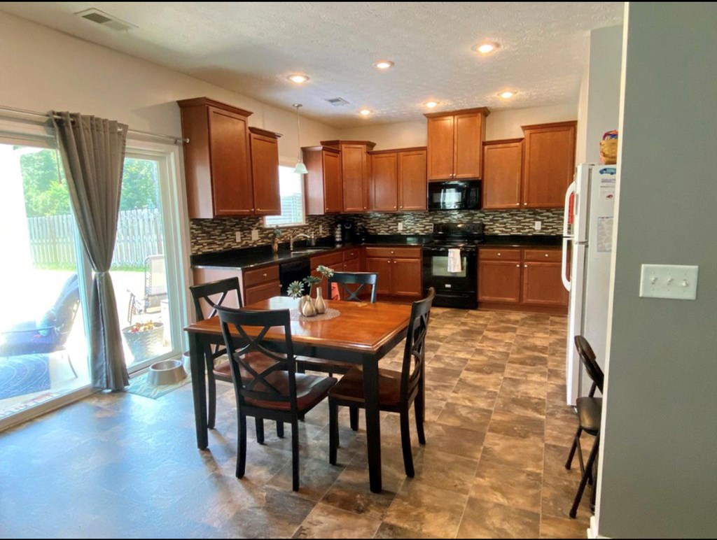9558 Yarbrough Road Midland, GA 31820 - Photo 8 of 32