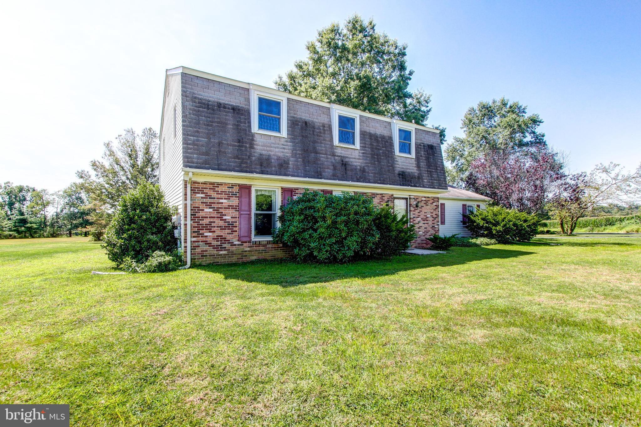 548 Halteman Road Souderton, PA 18964 - Photo 2 of 33 Gallery Image 2