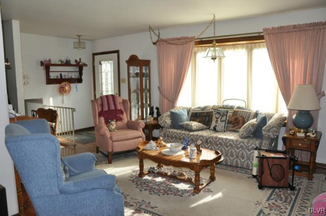 3532 High Hill Road Effort, PA 18330 - Photo 2 of 24 a living room with furniture and a large window