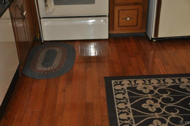 3532 High Hill Road Effort, PA 18330 - Photo 8 of 24 a view of an empty room and wooden floor