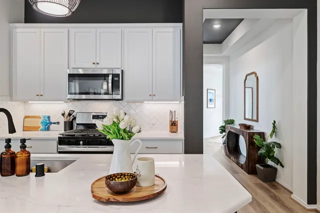 $385,000 | 248 Trapper Creek Drive, Conroe, TX 77304