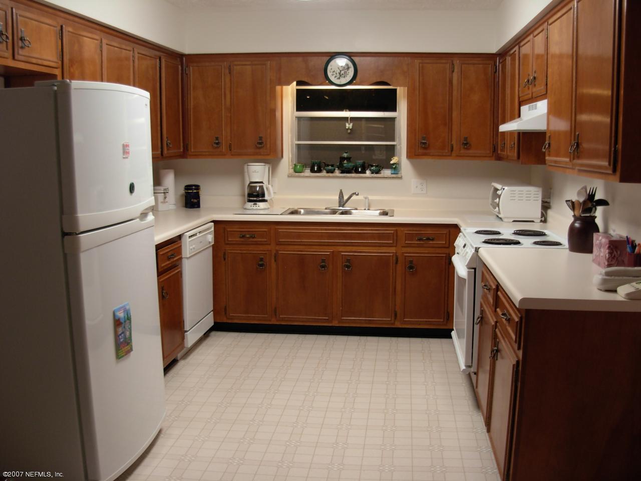 1846 Raley Road Jacksonville, FL 32225 - Photo 6 of 24 Lots of cupboards, new floor in '05