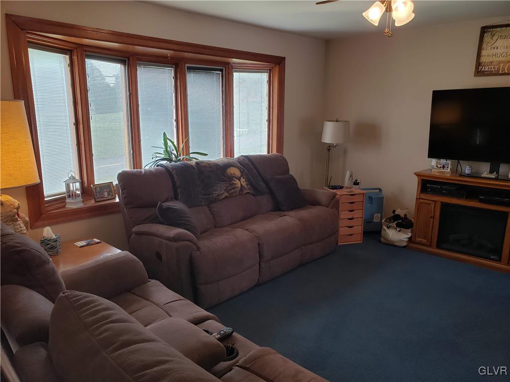 386 Long Lane Road Walnutport, PA 18088 - Photo 15 of 38 Gallery Image 15