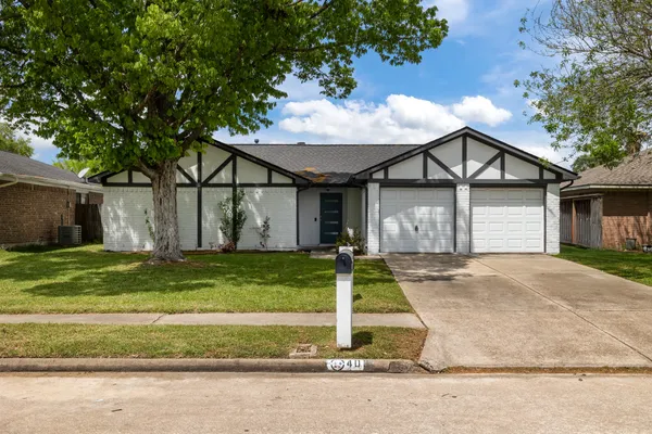 $235,500 | 403 Buoy Road, Houston, TX 77598