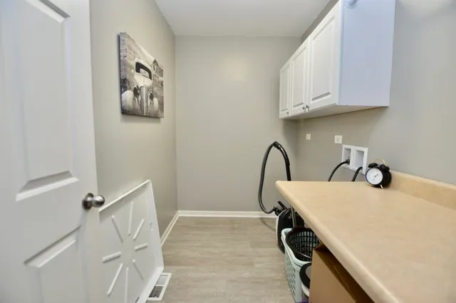 $255,000 | 1716 Pine Street, McHenry, IL 60051