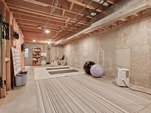 $255,000 | 1716 Pine Street, McHenry, IL 60051