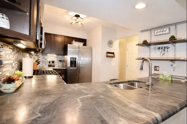 $255,000 | 1716 Pine Street, McHenry, IL 60051