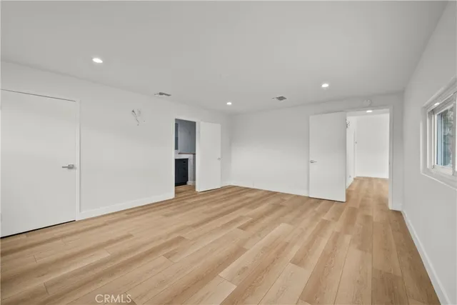 $750,000 | 23065 16th Street, Newhall, CA 91321