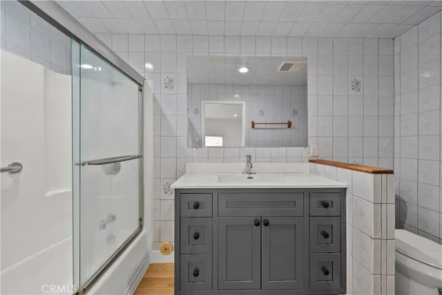 $750,000 | 23065 16th Street, Newhall, CA 91321