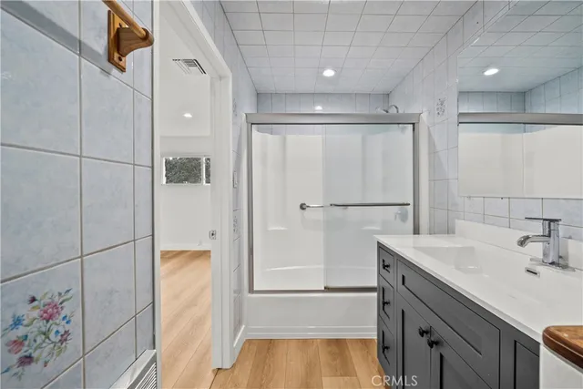 $750,000 | 23065 16th Street, Newhall, CA 91321