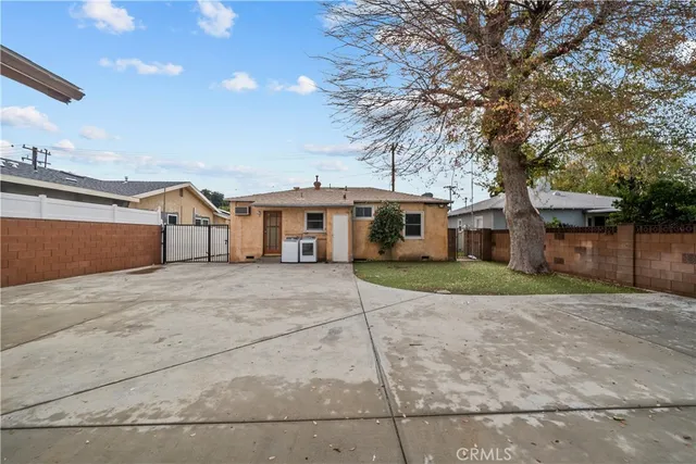$750,000 | 23065 16th Street, Newhall, CA 91321
