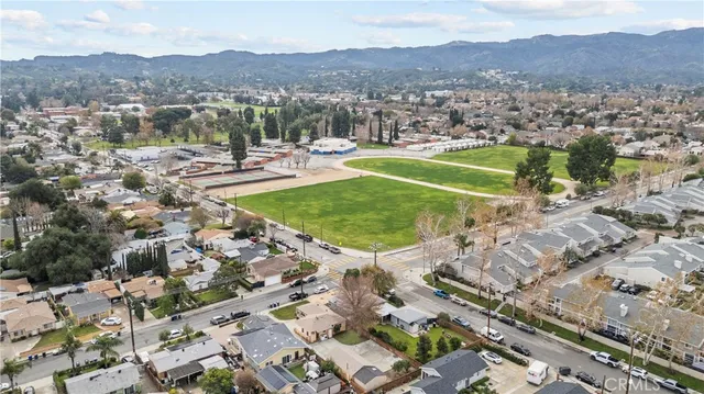 $750,000 | 23065 16th Street, Newhall, CA 91321