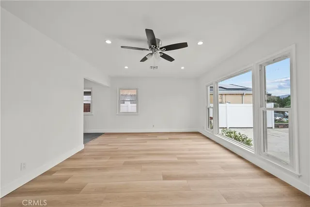 $750,000 | 23065 16th Street, Newhall, CA 91321