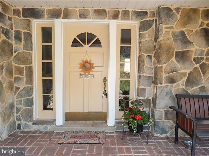 1193 Temple Road Pottstown, PA 19465 - Photo 3 of 19