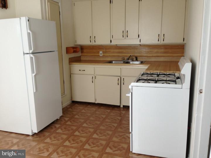 5 Weston Road Ewing, NJ 08618 - Photo 12 of 15