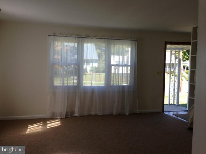 5 Weston Road Ewing, NJ 08618 - Photo 6 of 15