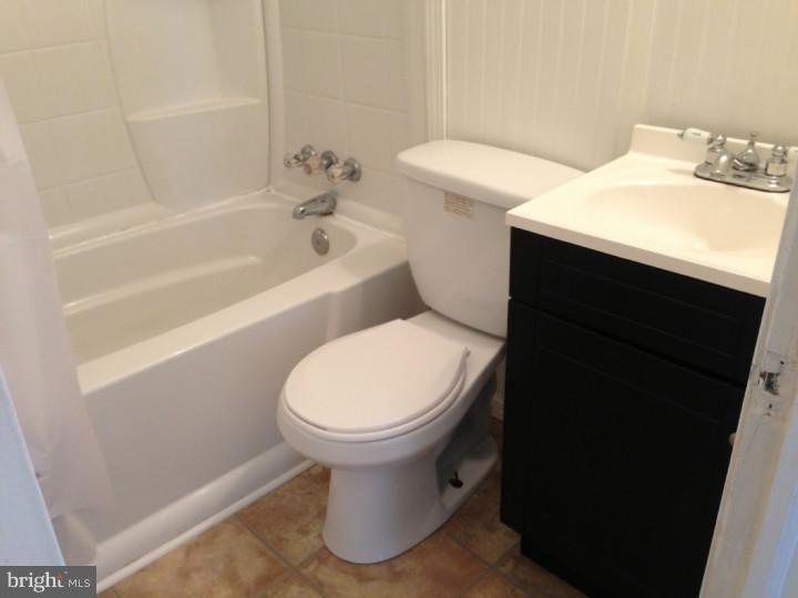 5 Weston Road Ewing, NJ 08618 - Photo 8 of 15