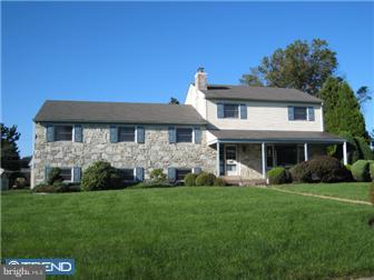 440 Lawrence Road Huntingdon Valley, PA 19006 - Photo 1 of 12 Exterior Front