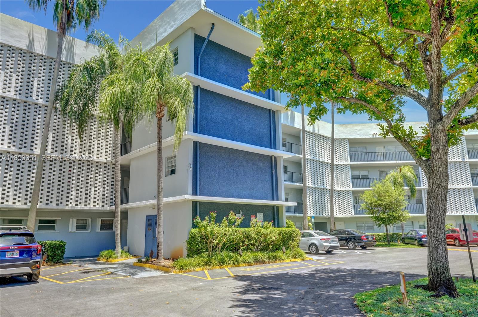 873 Northeast 195th Street, Unit 309 North Miami Beach, FL 33179 - Photo 34 of 35