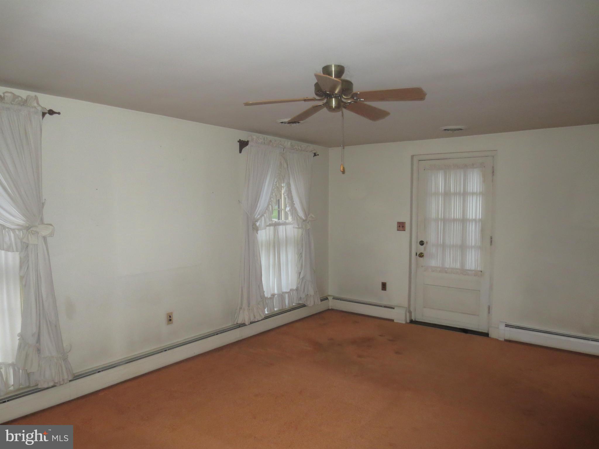 2615 Briggs Chaney Road Silver Spring, MD 20905 - Photo 11 of 12 Family Room