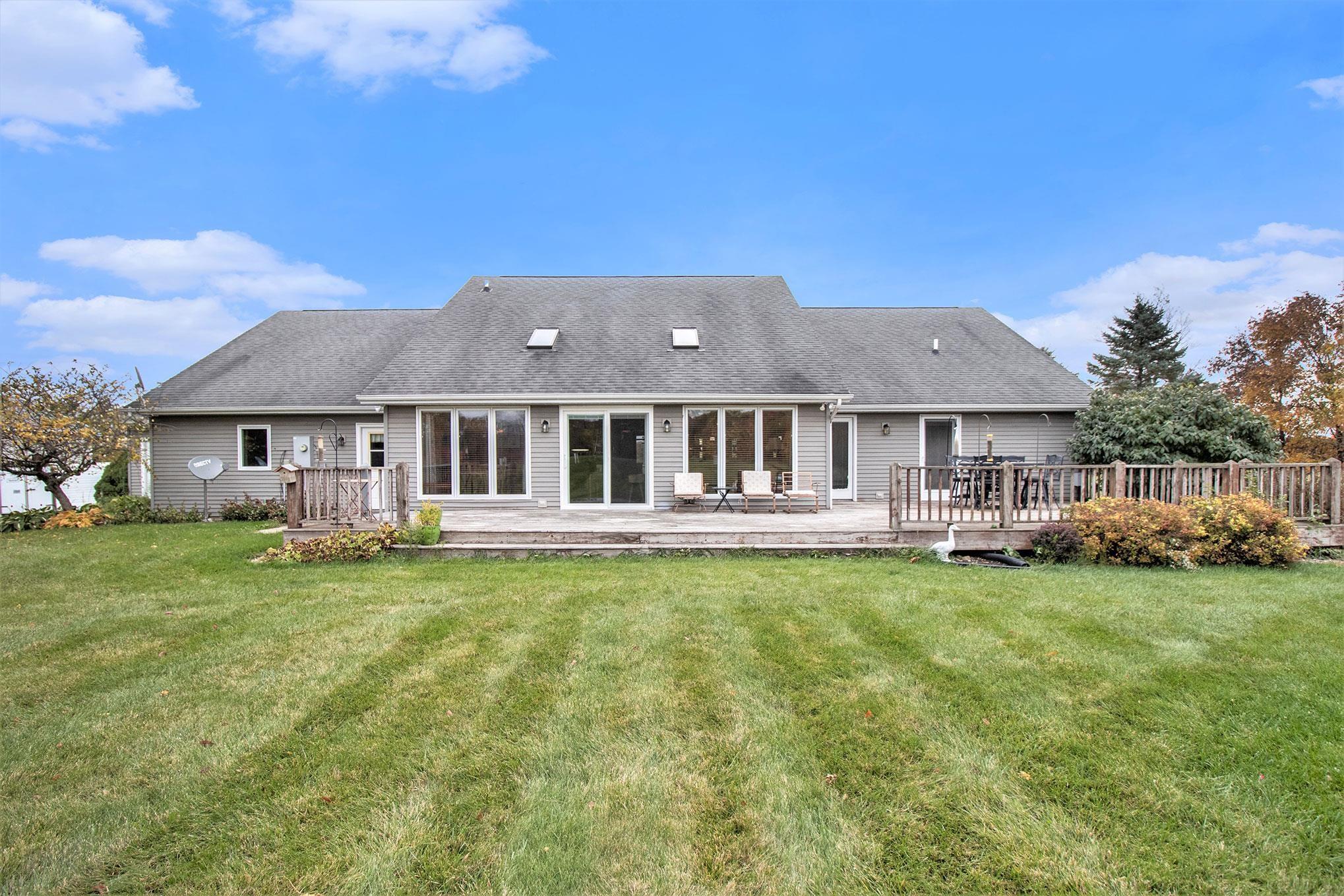 67601 Pine Road North Liberty, IN 46554 - Photo 13 of 36