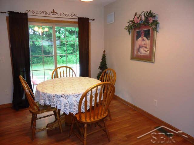 4857 Baker Road Bridgeport, MI 48722 - Photo 8 of 18 20368498-7.JPG