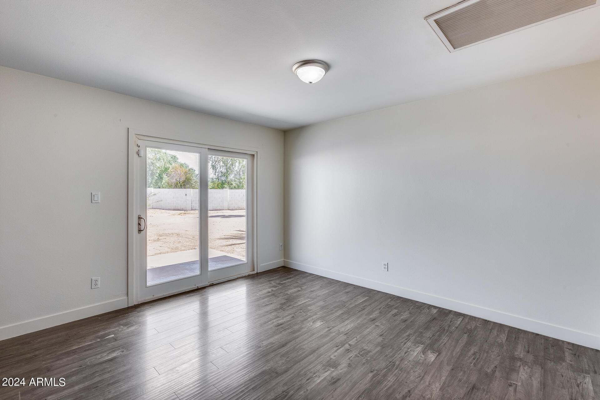 3442 West Redfield Road Phoenix, AZ 85053 - Photo 16 of 80 Gallery Image 16