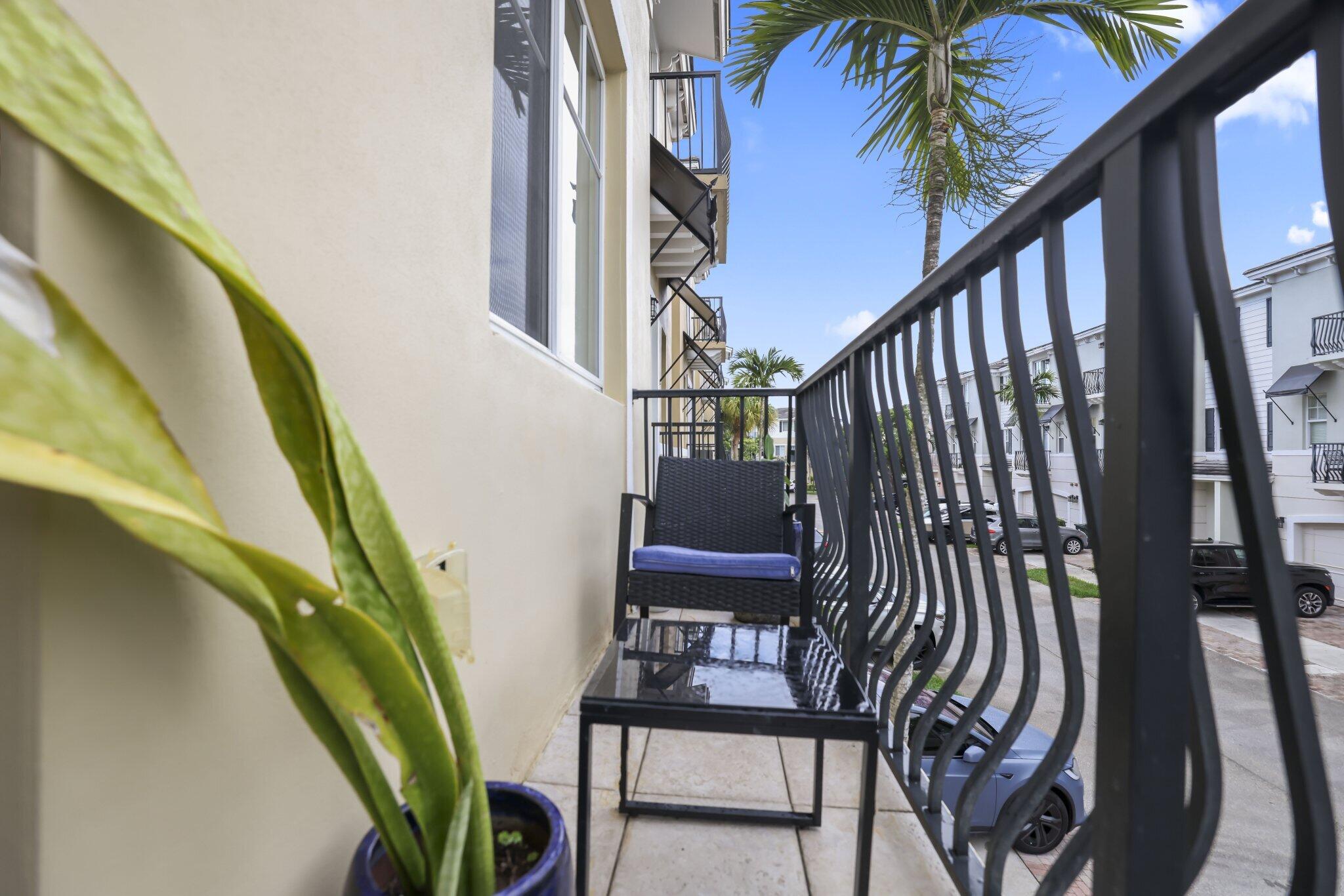 616 Northwest 38th Circle Boca Raton, FL 33431 - Photo 29 of 55 616 NW 38th Cir - 29.jpg-SMALL