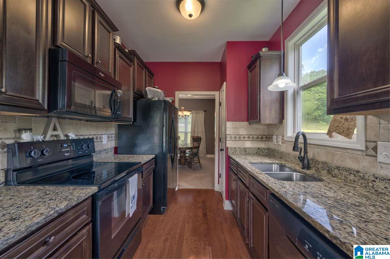 2277 Mt View Road Hayden, AL 35079 - Photo 10 of 46
