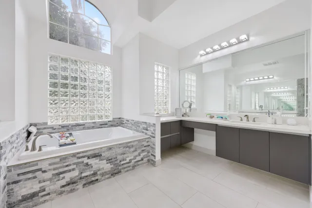 $1,599,999 | 19219 North Creekshore Court, Boca Raton, FL 33498