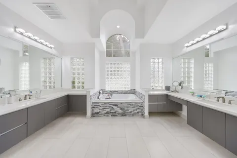 $1,599,999 | 19219 North Creekshore Court, Boca Raton, FL 33498