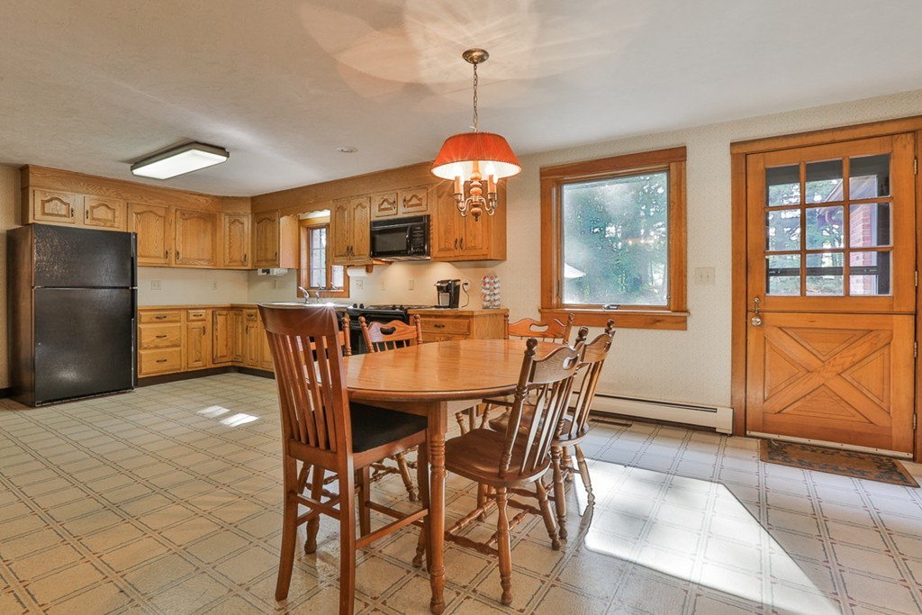 11 Bridle Path Canton, MA 02021 - Photo 4 of 24 Gallery Image 4
