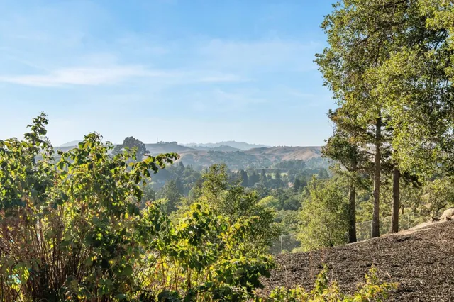 $6,995,000 | 575 Morecroft Road, Lafayette, CA 94549