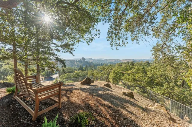 $6,995,000 | 575 Morecroft Road, Lafayette, CA 94549