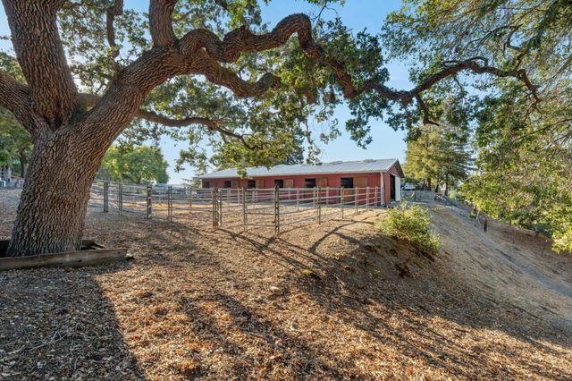 $6,995,000 | 575 Morecroft Road, Lafayette, CA 94549