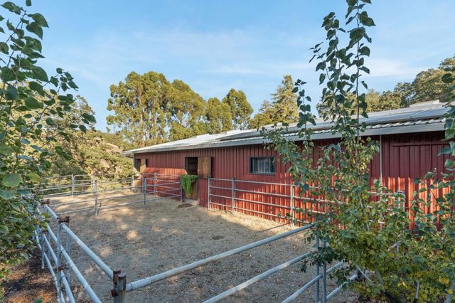 $6,995,000 | 575 Morecroft Road, Lafayette, CA 94549