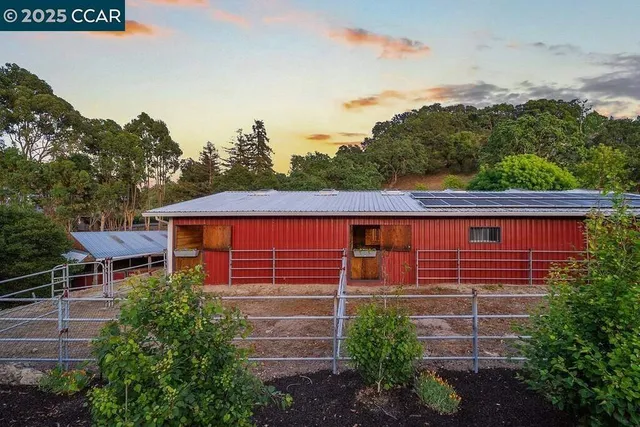 $6,995,000 | 575 Morecroft Road, Lafayette, CA 94549