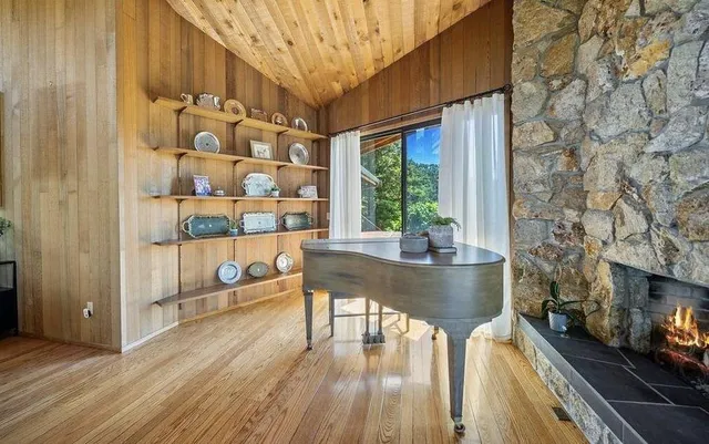 $6,995,000 | 575 Morecroft Road, Lafayette, CA 94549