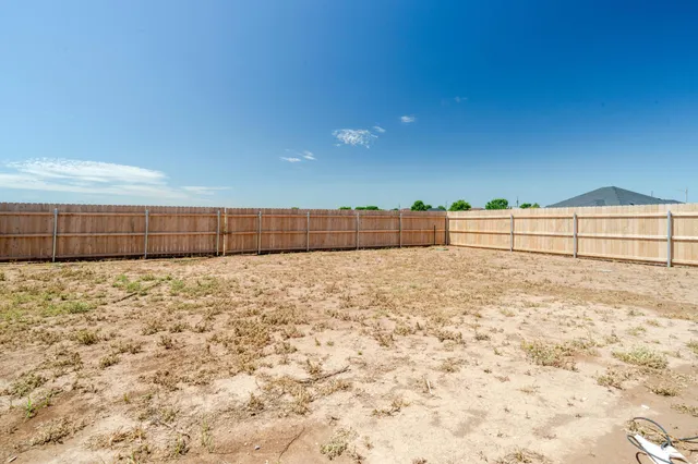 $290,000 | 1702 Northridge Street, Dumas, TX 79029