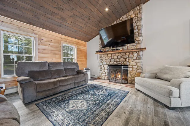 $699,000 | 133 Hart Street, Newport, ME 04953