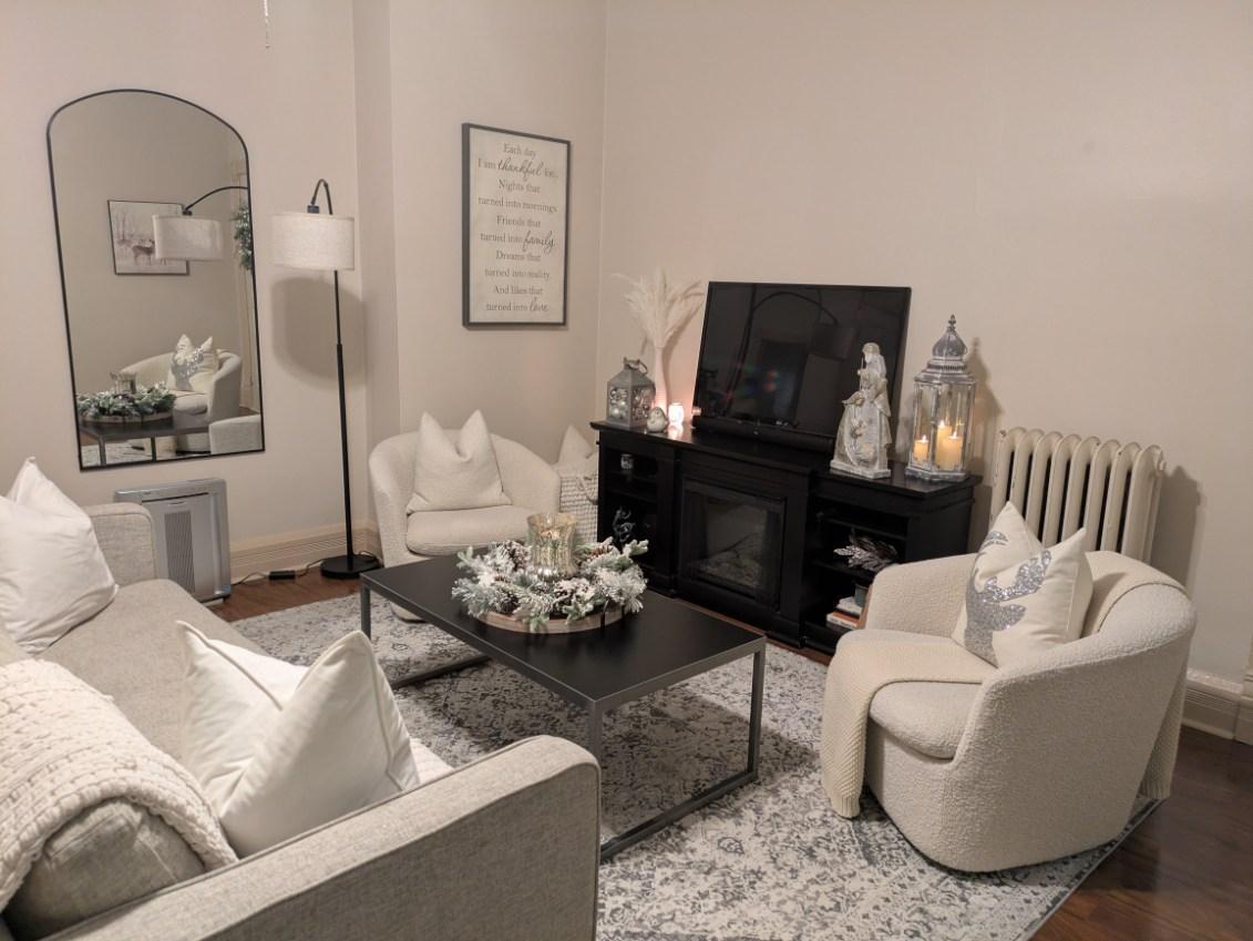 328 West St Charles Road Lombard, IL 60148 - Photo 2 of 41