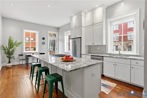 $1,025,000 | 2200 West Grace Street, Richmond, VA 23220