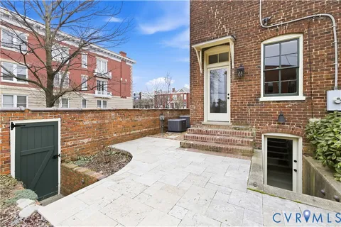 $1,025,000 | 2200 West Grace Street, Richmond, VA 23220