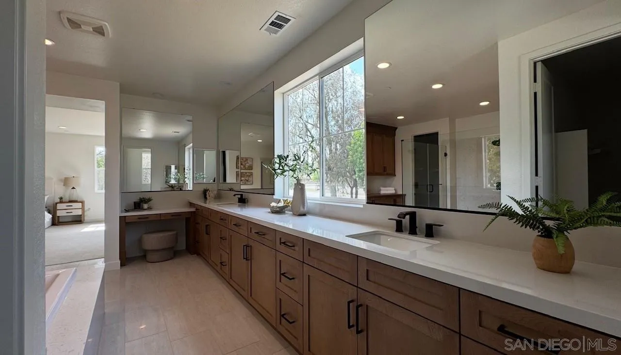 13780 Holly Oak Way Poway, CA 92064 - Photo 28 of 39
