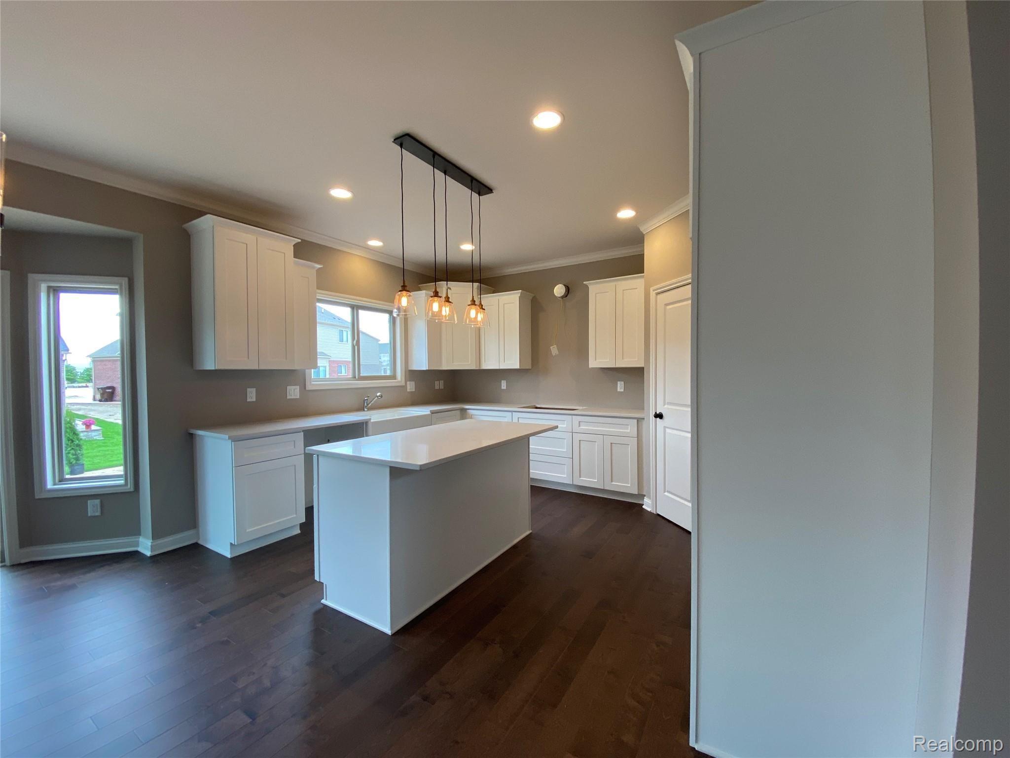 50458 Rory Drive Utica, MI 48317 - Photo 13 of 23 IMG_2850.JPG