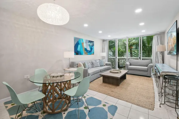 $8,500 | 227 Brazilian Avenue, Unit 2H, Palm Beach, FL 33480