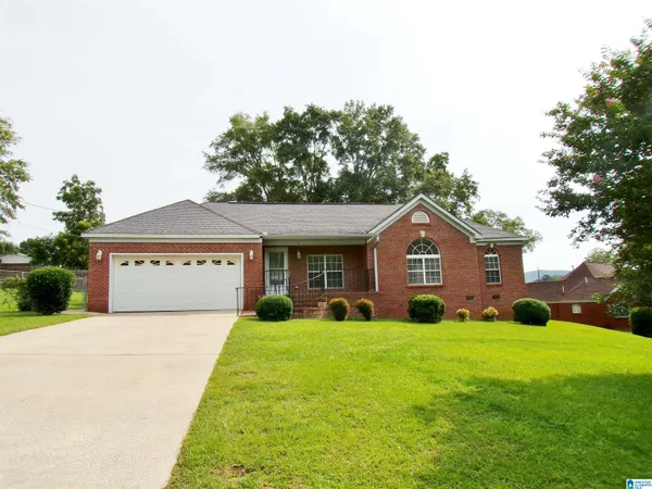 $189,000 | 1729 Patch Place, Anniston, AL 36201
