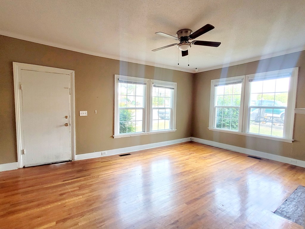 206 South Oak Street McCormick, SC 29835 - Photo 10 of 20 Gallery Image 10