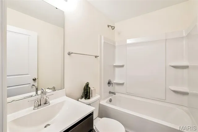 $325,629 | 467 Austin Drive, Truesdale, MO 63380