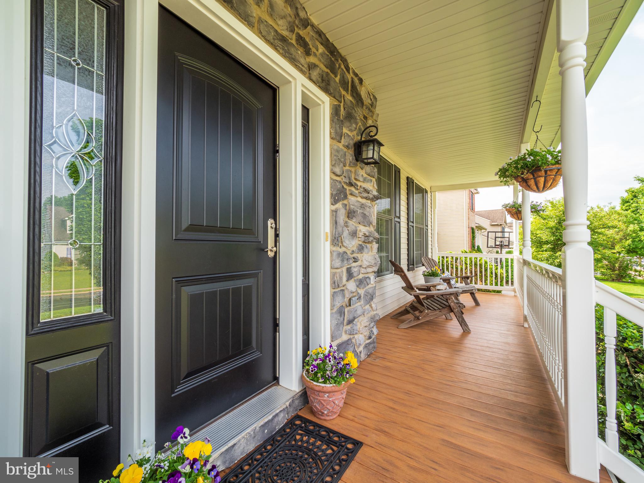 249 North Oak Street Lititz, PA 17543 - Photo 4 of 31